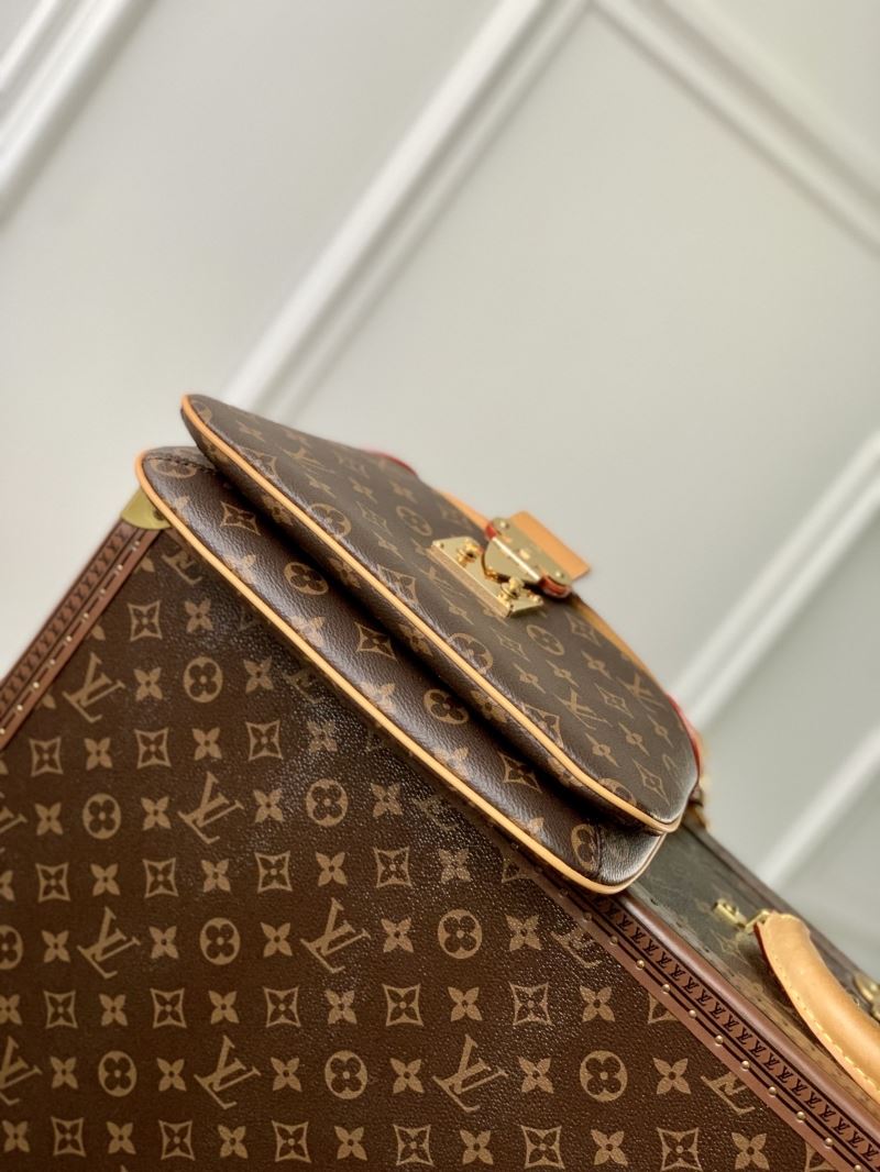 LV Hobo Bags